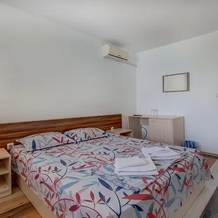 Hotell Saint George 2 Kavarna