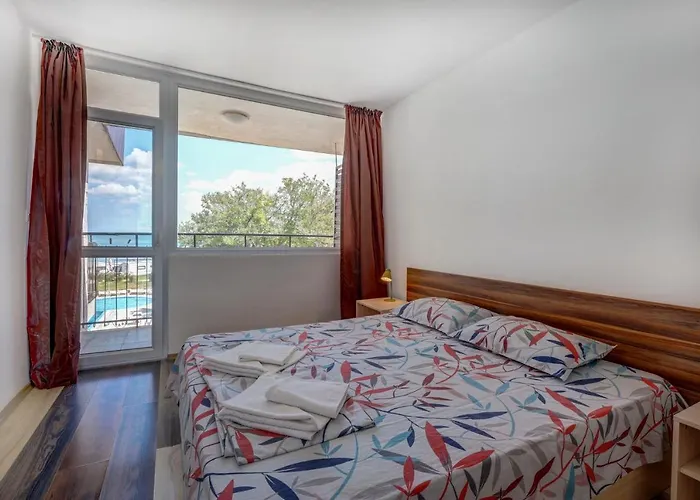 Хотел Saint George 2