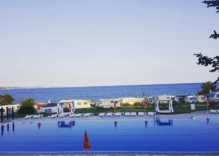 Saint George 2 Хотел *